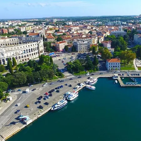 Fuer 4 Personen Ca 35 Qm In Pula, Istrien Istrische Riviera Pula